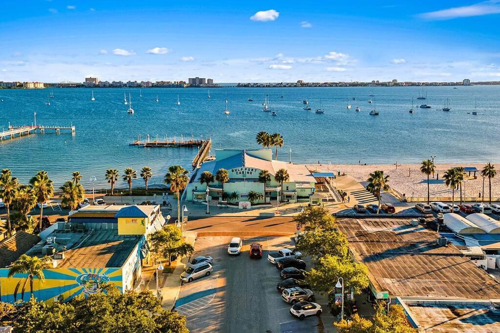 Quaint Gulfport Beach Bungalow Sankt Petersburg Zewnętrze zdjęcie
