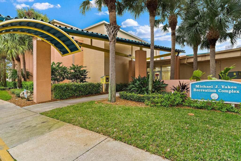 Quaint Gulfport Beach Bungalow Sankt Petersburg Zewnętrze zdjęcie